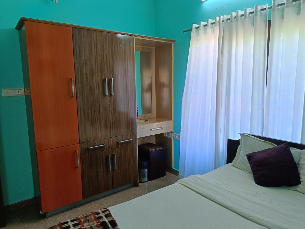 Global Backwater Resort Kollam Esterno foto