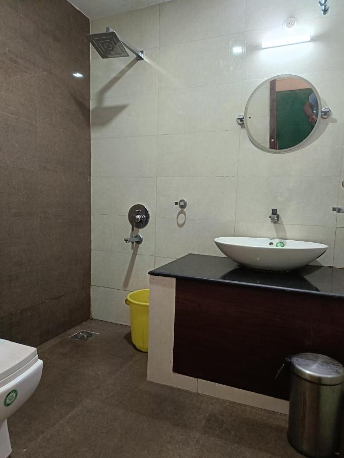 Global Backwater Resort Kollam Esterno foto