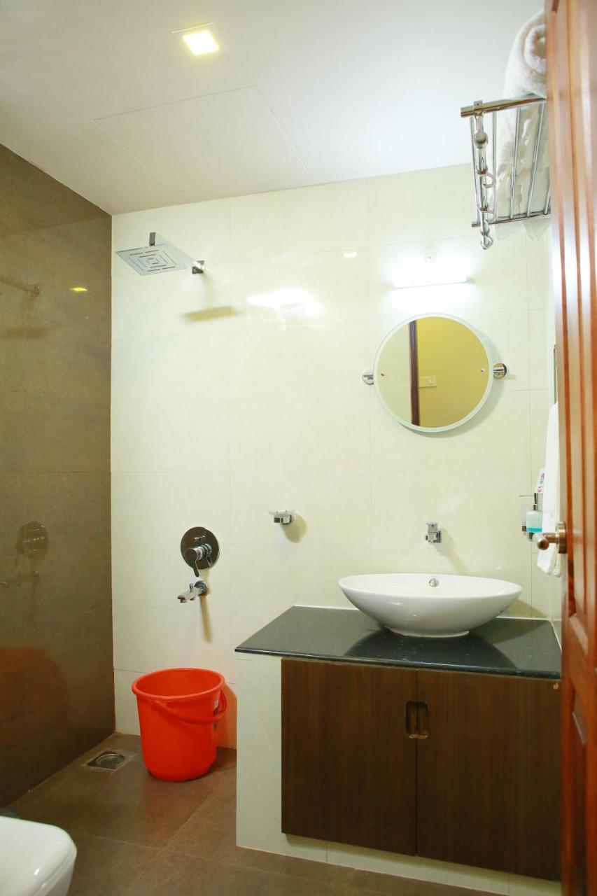 Global Backwater Resort Kollam Esterno foto