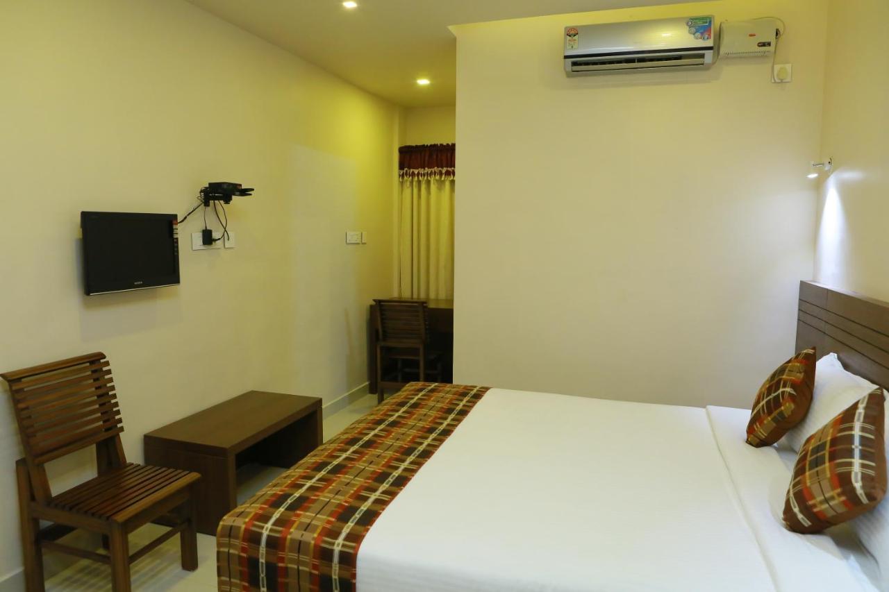 Global Backwater Resort Kollam Esterno foto